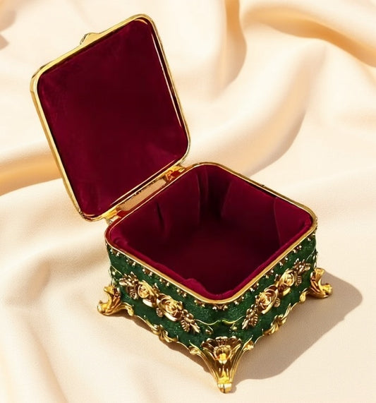 Auriva Box – Elegant Floral Metal Jewelry Box & Organizer