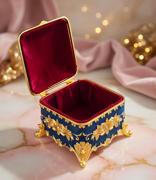 Auriva Box – Elegant Floral Metal Jewelry Box & Organizer