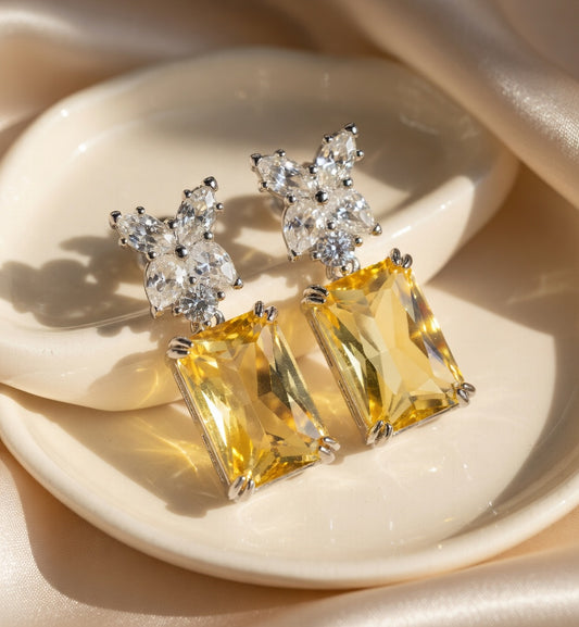 Helia Earrings